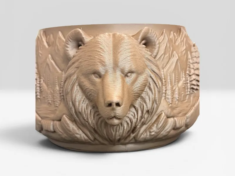 Vaso Orso con paesaggio realistico