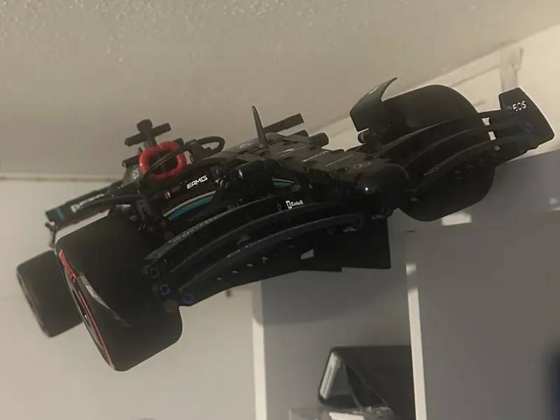 Technic Mercedes F1 Wall Mount