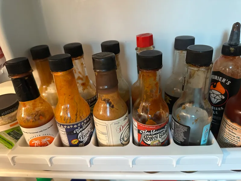 Hotsauce Bottle Tamer (Frigidaire)