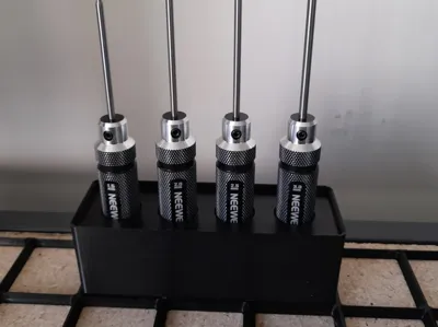 Gridfinity 3x1 bin to hold Neewer hex screwdrivers