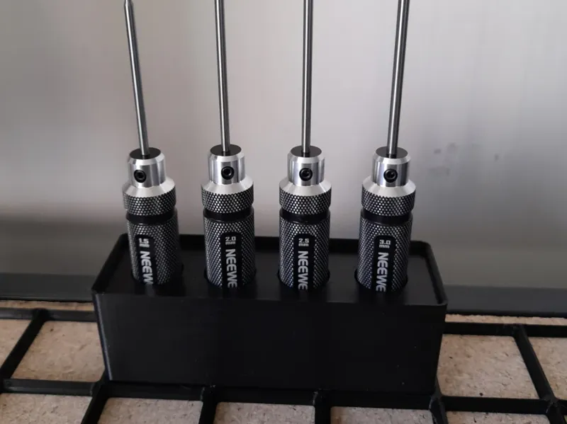 Gridfinity 3x1 bin to hold Neewer hex screwdrivers