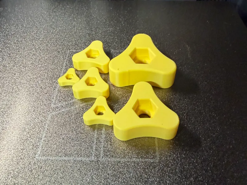 KNOB for metric screws
