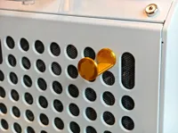 Crochet mural pour boîtier PC Cooler Master Qube 500 — photo 2
