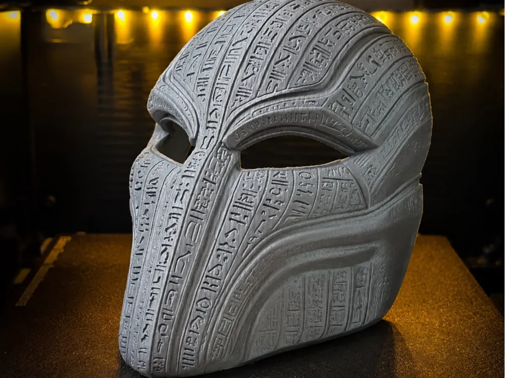 Pieza para disfraz o exhibición: Anubis Relic mask. Referencia del modelo original.