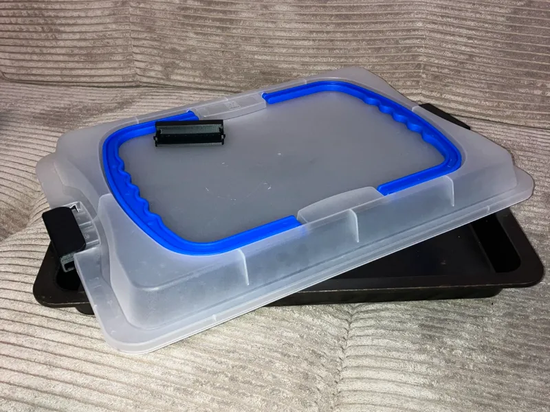 Klammer Backblech mit Transporthaube (Bake and go)