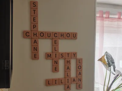 Scrabble Letter Wall Decor (FR/ENG)