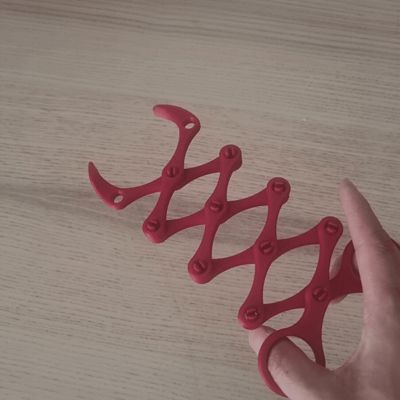 Claw Grabber Scissor Extendable Toy
