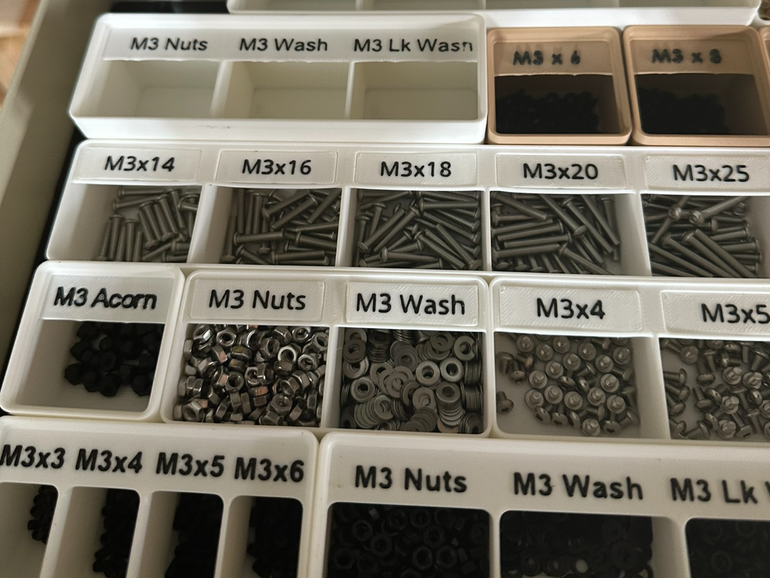 Gridfinity multi-bins: Screw, Nut, Washer. M2-M4
