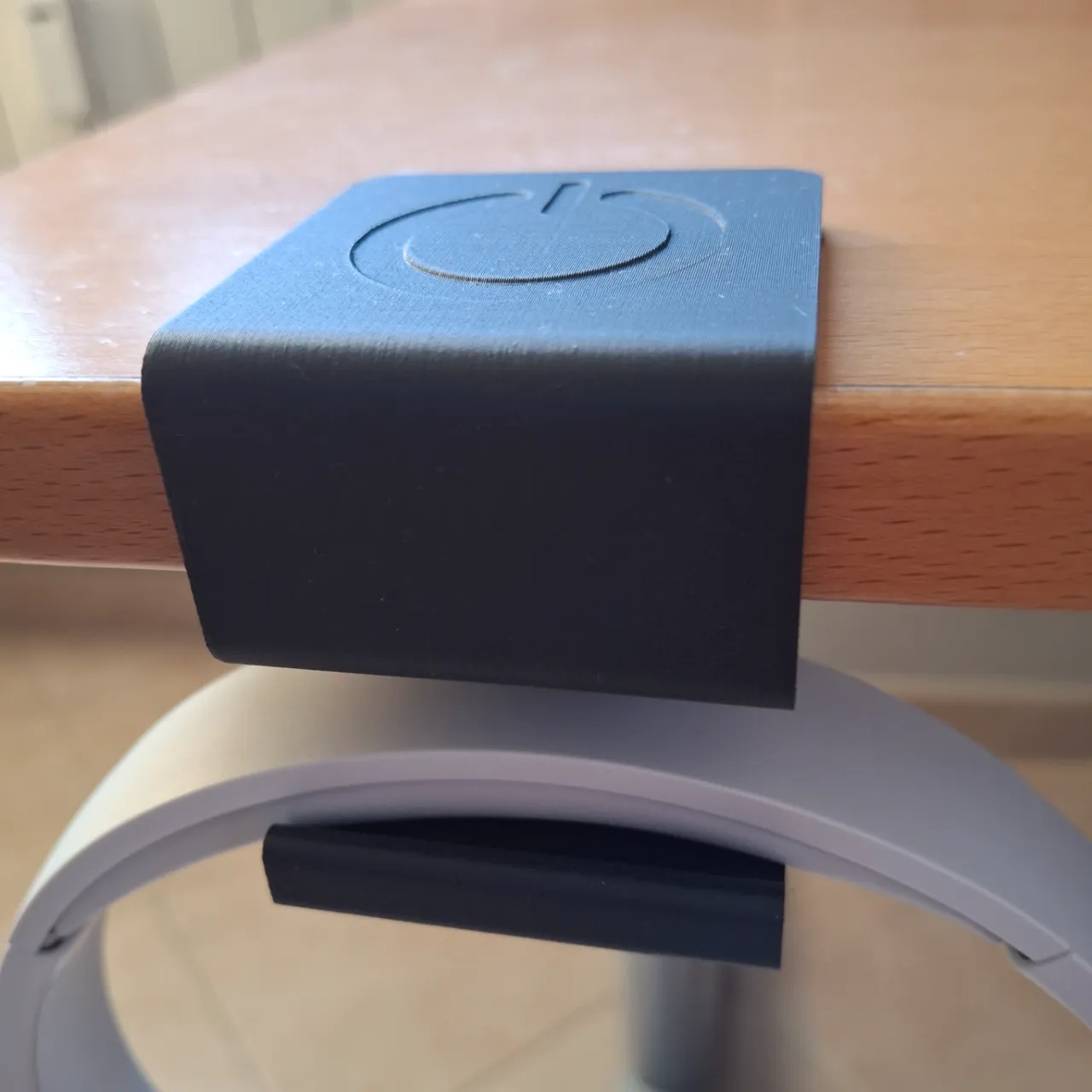 HeadPhone Holder view 2