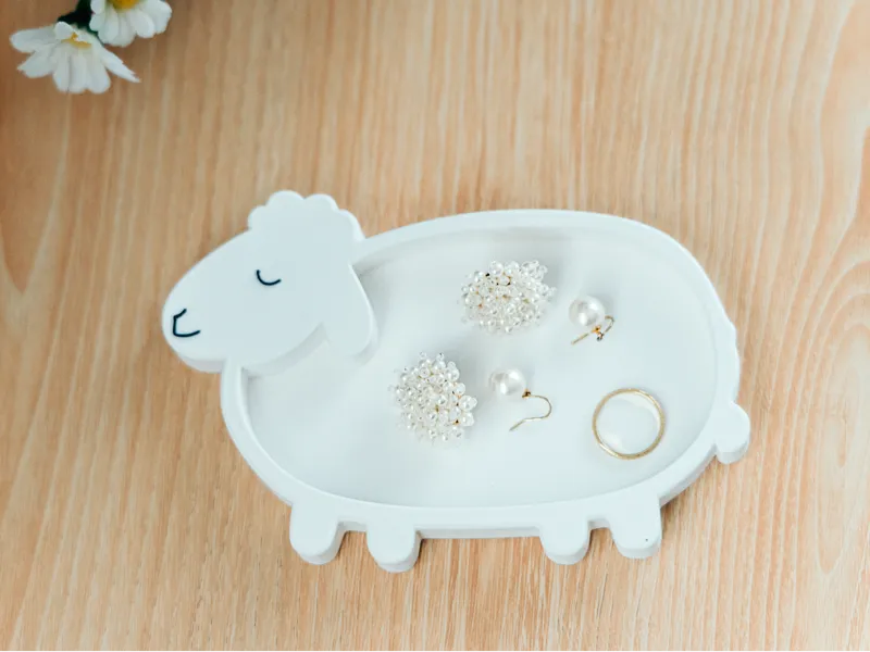 Sleeping Sheep Accessory Tray