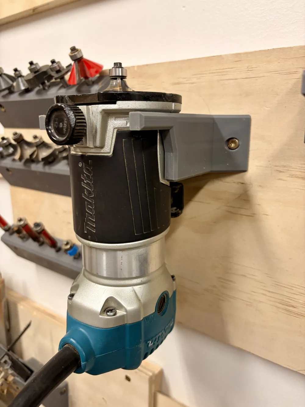 Makita trim router wall storage - Free 3D Print Model - MakerWorld