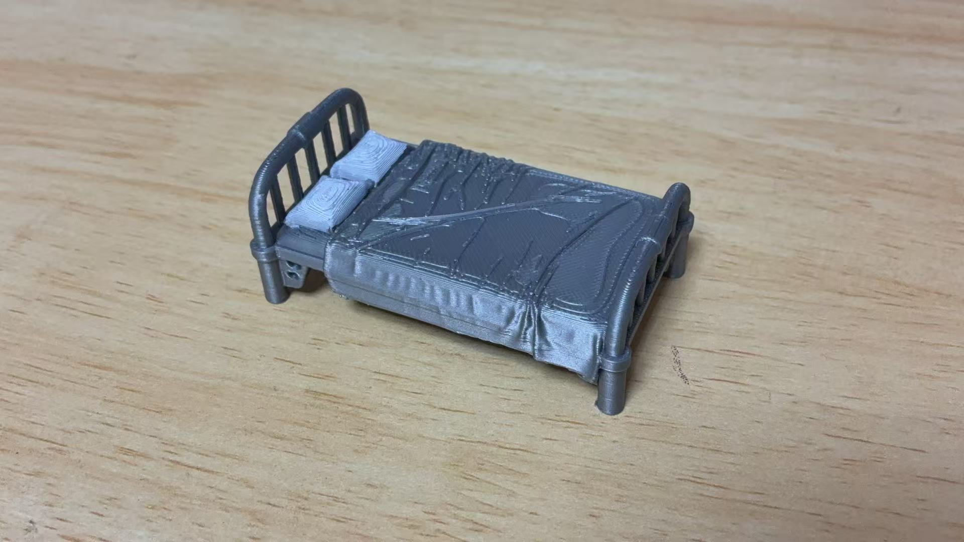 Miniatura 2 do modelo 3D 玩具桌  玩具沙发  床等