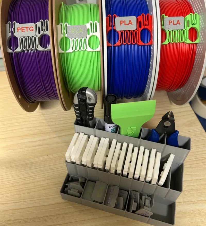 Spring Clip desk organizer