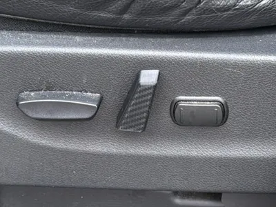 Button for a Mercedes power seat