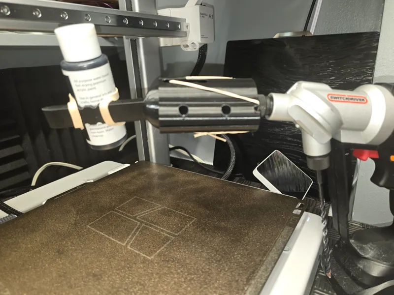 Drill attachment paint Shaker