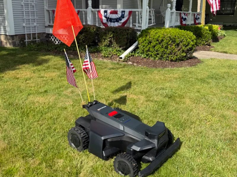 Navimow flag holder