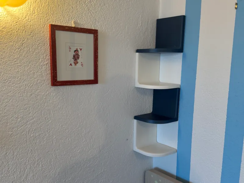 Modular Corner Wall Shelf with Hidden Mount
