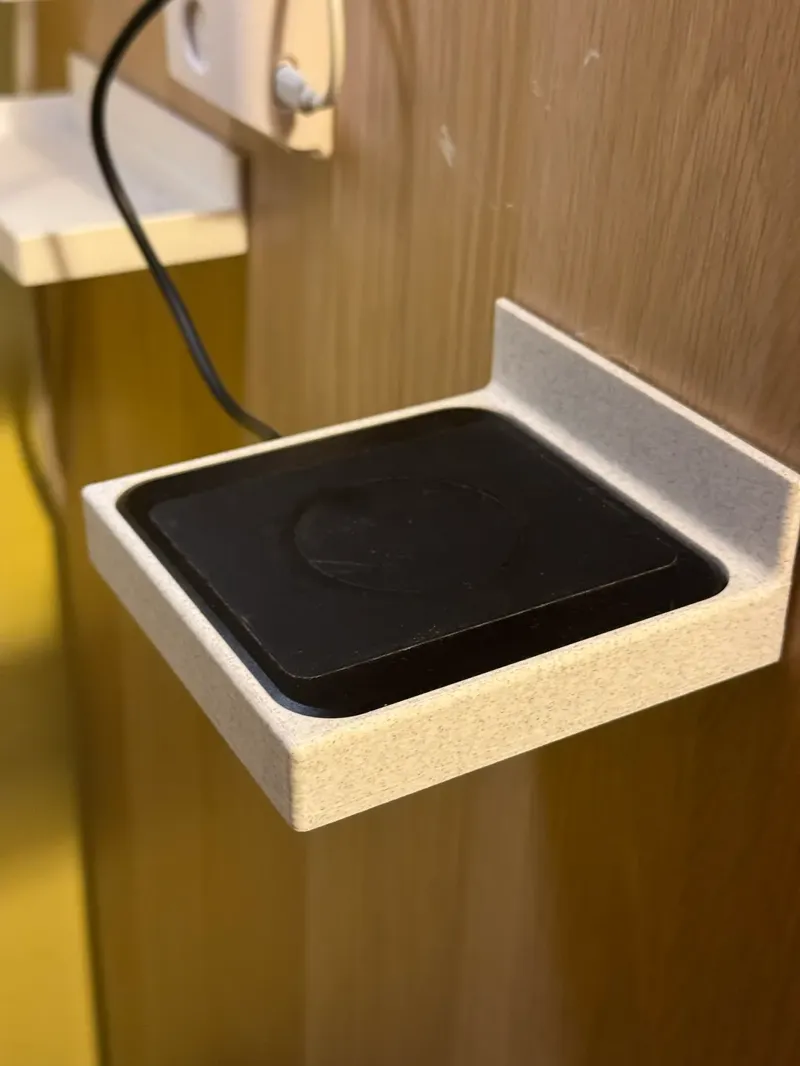 Quadlock wall mount