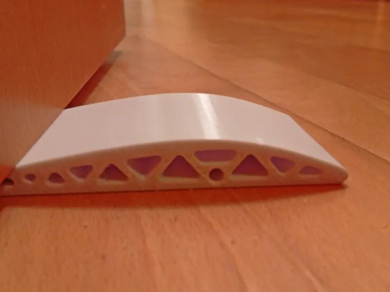 door wedge - AIRFOIL