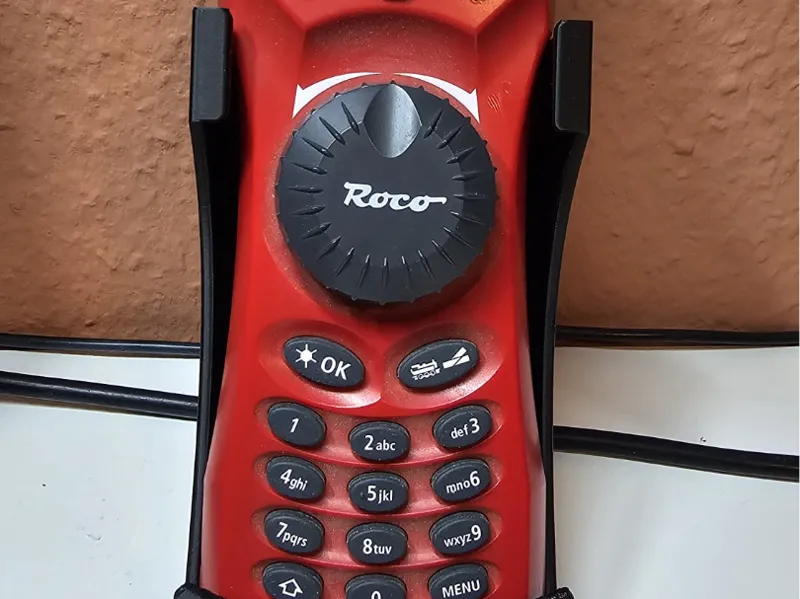 Wandhalterung Z21 Multimaus ( Roco & Fleischmann )