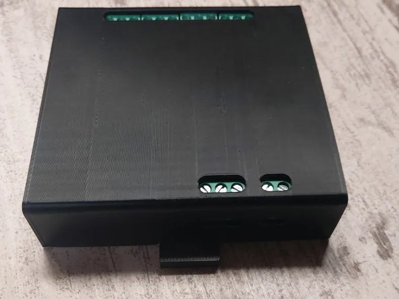 Hutschiene ESP32 4-Kanal Relais Gehäuse