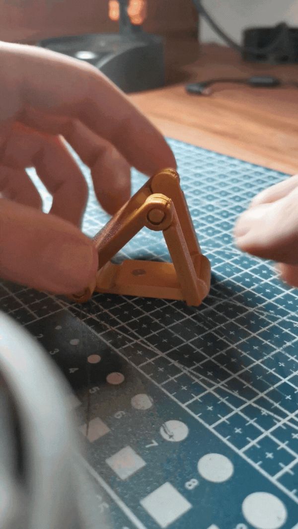 https://makerworld.bblmw.com/makerworld/model/US7a465a2e6cef40/design/2025-10-27_5e9026aa2957d8.gif