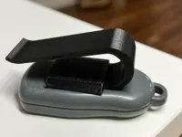 Clip pare-soleil pour télécommande de garage — photo 2