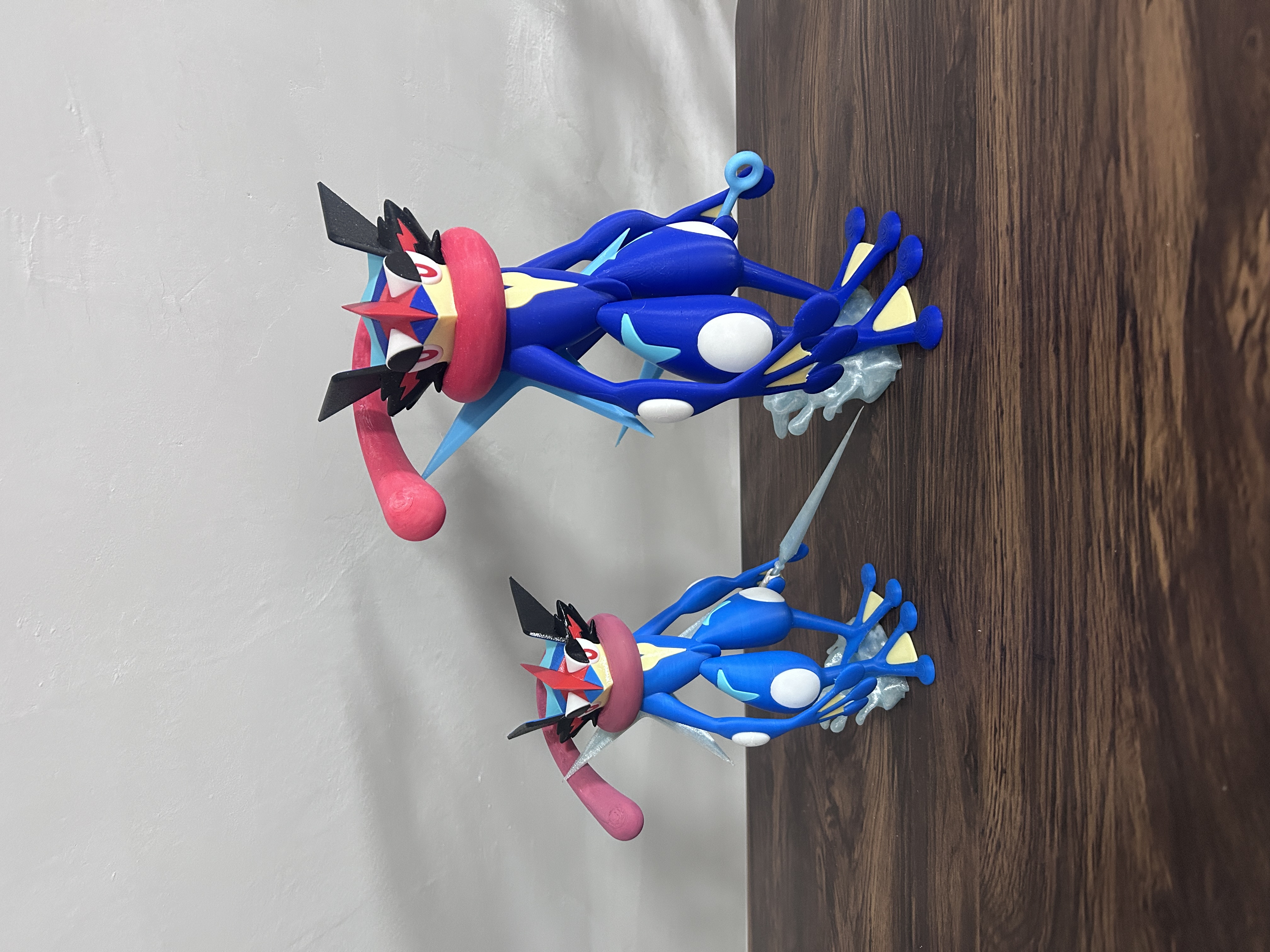 Miniatura 1 do modelo 3D 658-Greninja-甲贺忍蛙-羁绊变身-宝可梦-分件组装