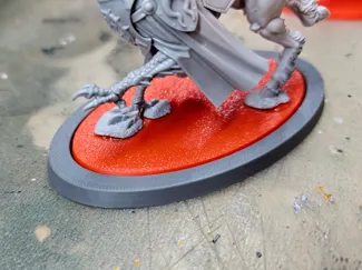 Wargaming oval base adapter with magnet slot
