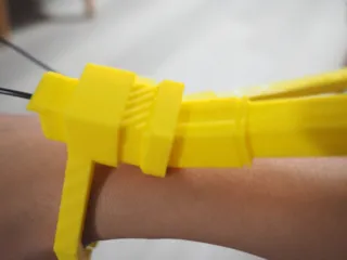 ვივერი — ხელზე დასამაგრებელი პროპი thumbnail 3