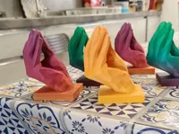 Main geste italien low poly — photo 2