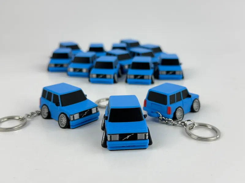 Volvo 240 keychain