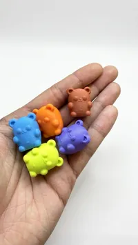 50 SMALL GUMMY BEARS