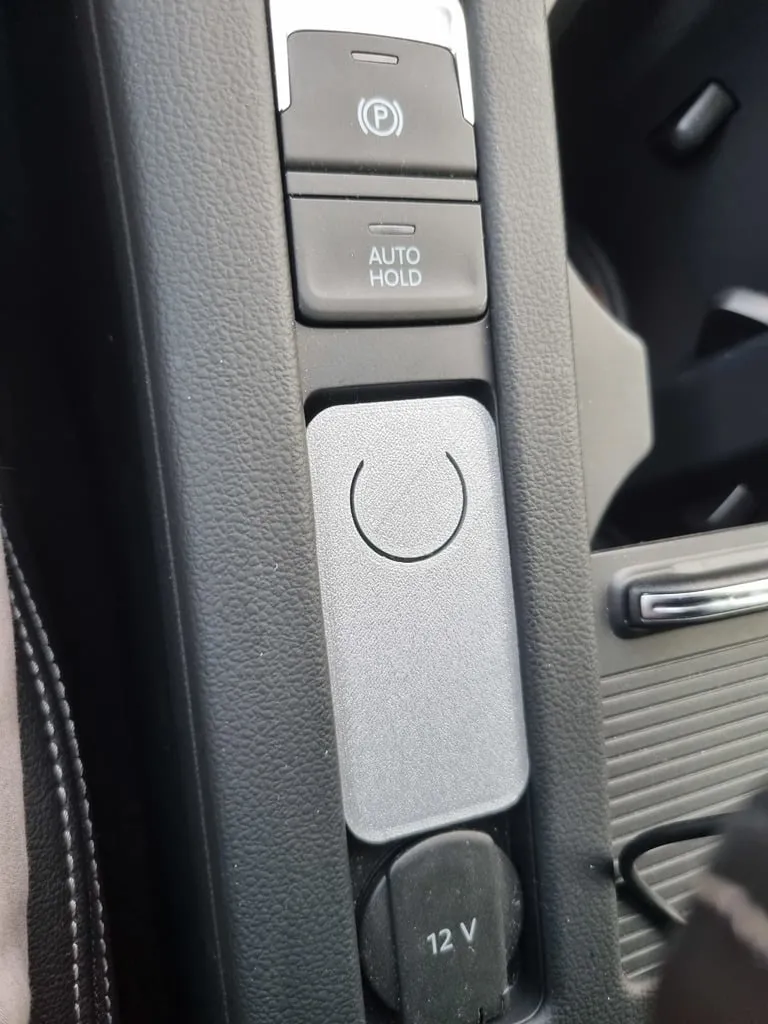 case for garage opener for Volkswagen Passat B8