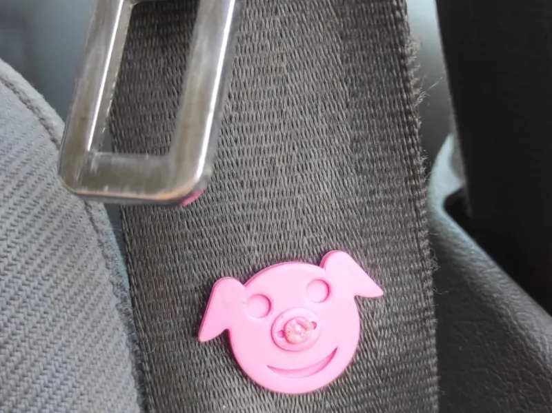 Cute Piggy Seat Belt Stop Button