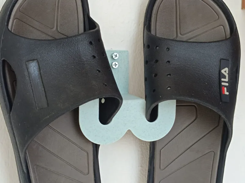 Soporte de pared para zapatillas