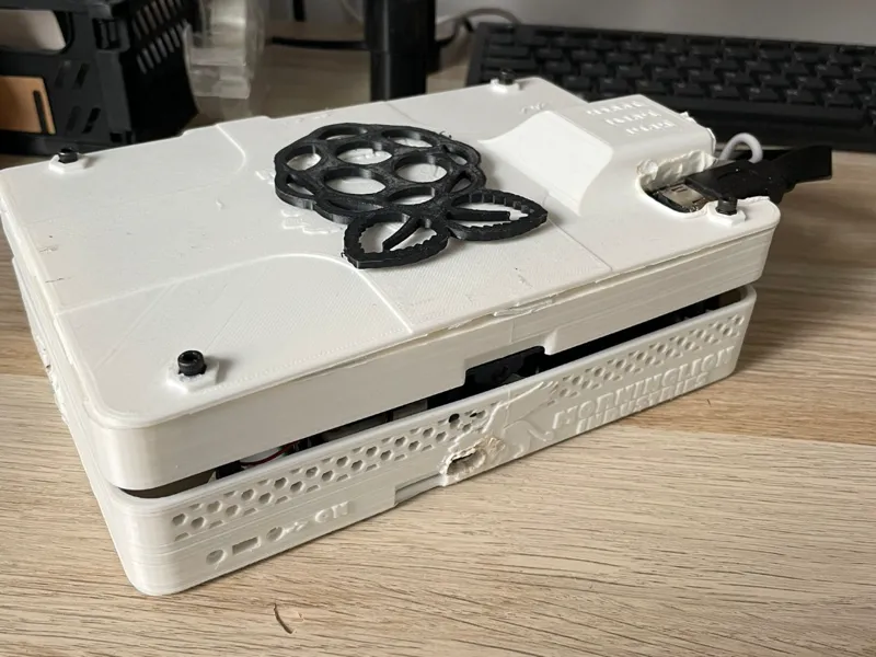 raspberry pi laptop v2 edited