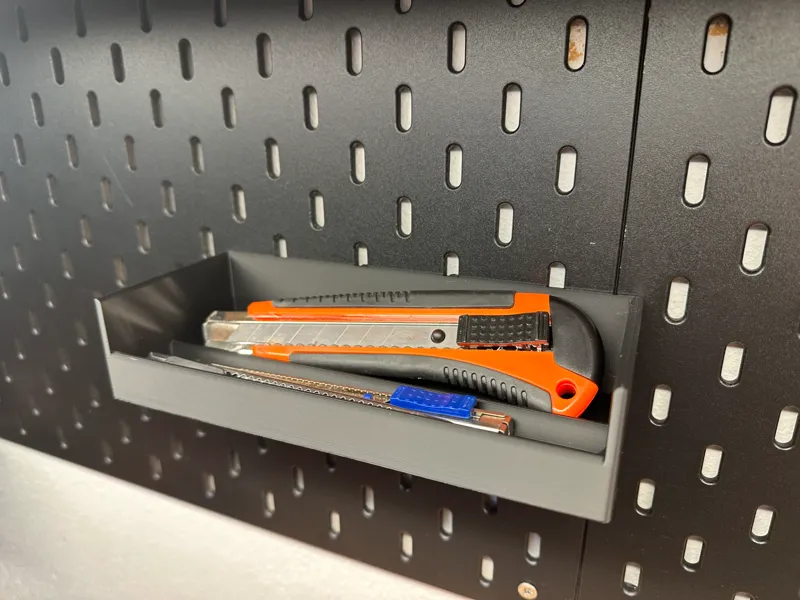 Universal Divider Tray for Pegboard
