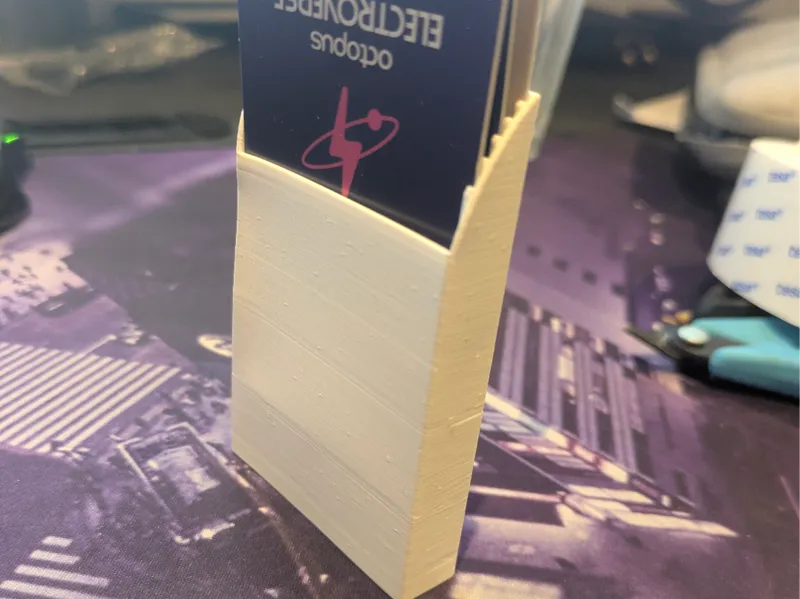 Charging Card Holder v2 | Ladekarten Halter v2