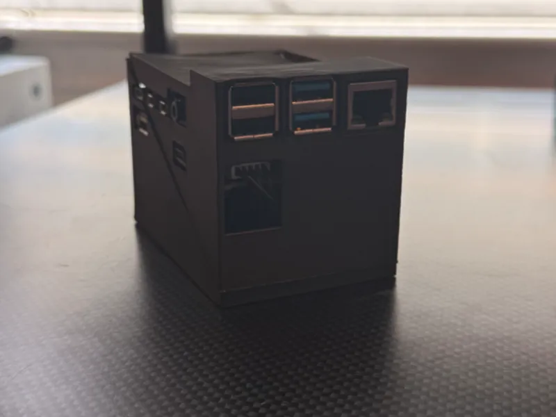 Case for Raspberry Pi 4B with SunFounder PiPower