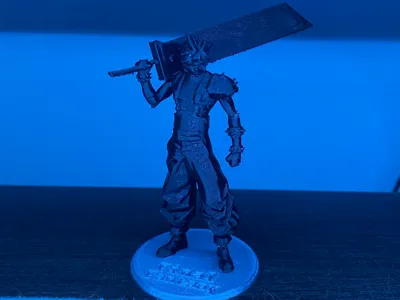 Final Fantasy VII Cloud Strife Figure!