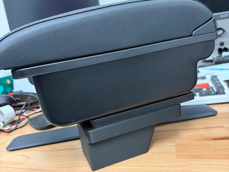 Dacia Sandero 3 Stepway Armrest adapter