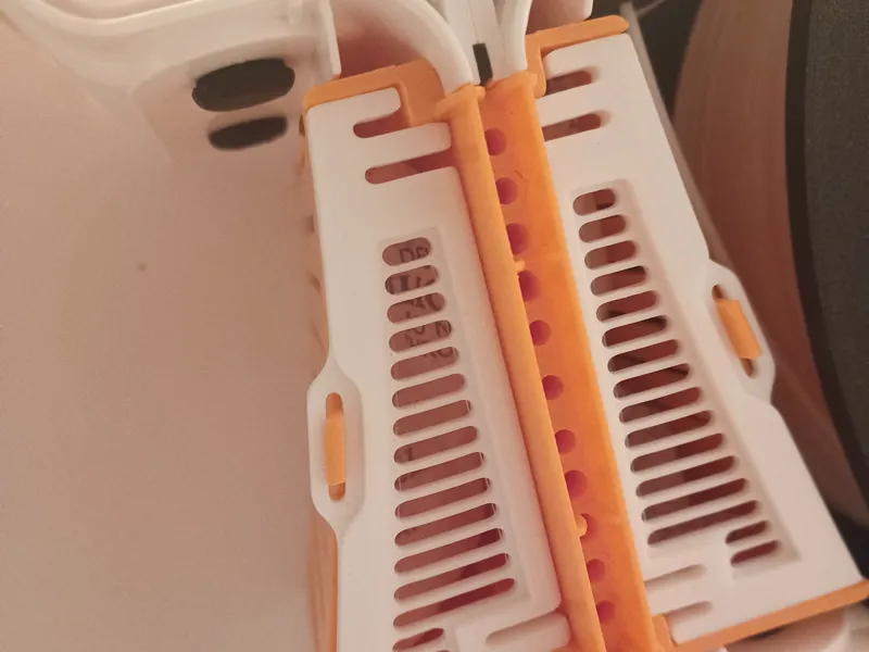 Howarx Enclosure Drybox gate 