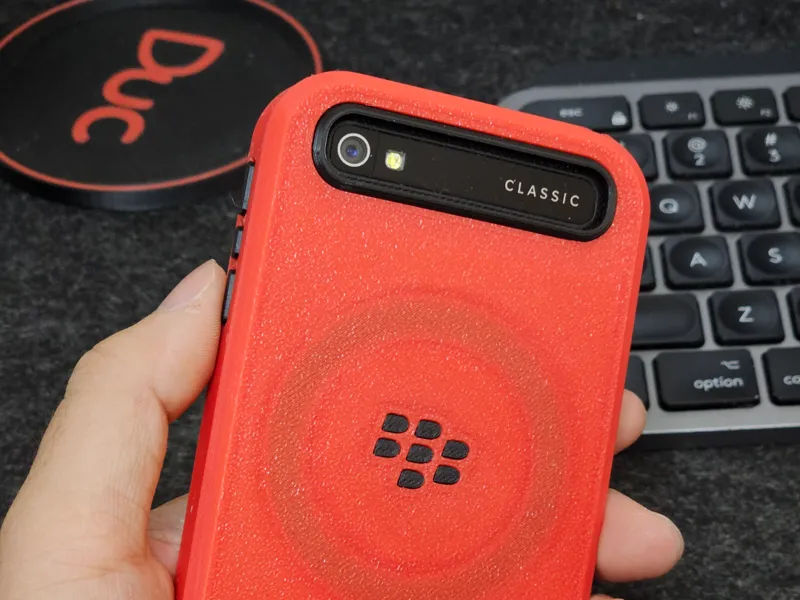 Blackberry Q20/Classic case with MagSafe V2