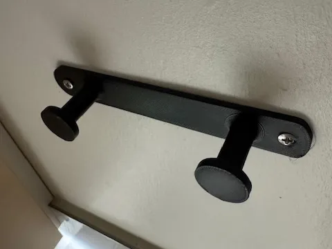 Simple towel hook