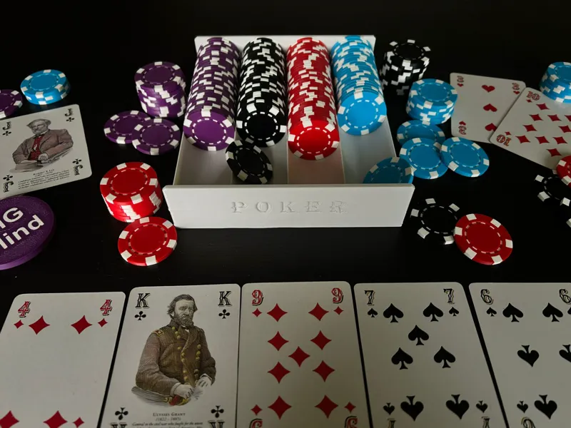 poker chips tray