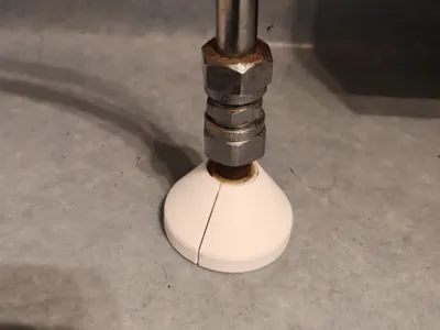 Bathroom pipe cover