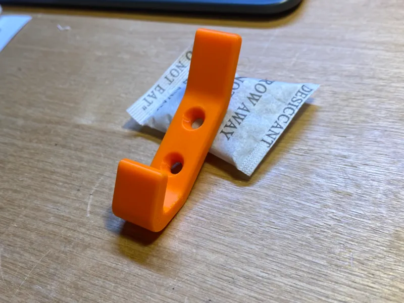 cloth hanger 