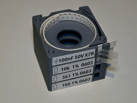 Organizador: Stacking 8mm SMD Tape Reel Organizer/Dispenser — referencia de MakerWorld