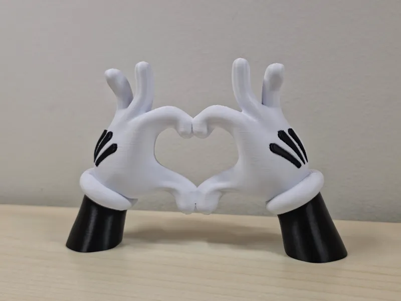 Mickey Mouse hands HEART